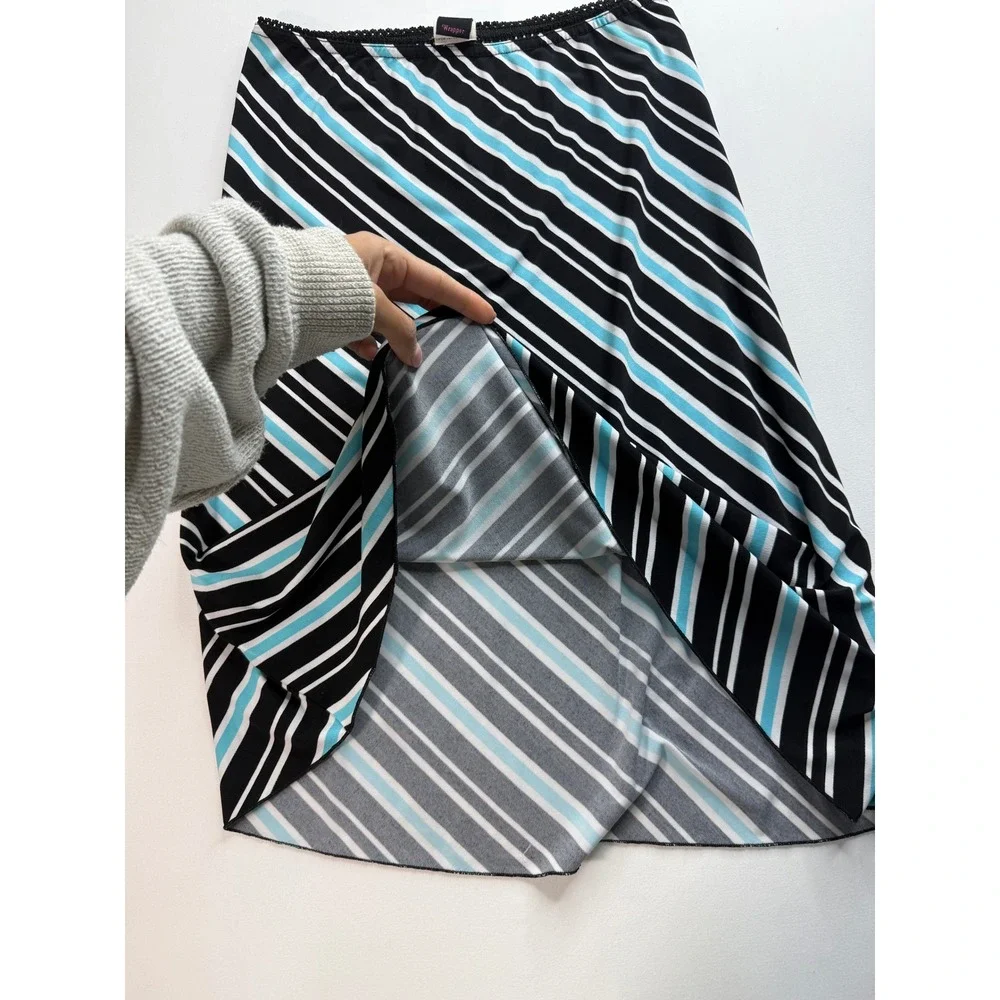 Wrapper‎ Striped A-Line Skirt Women's Medium Black Blue White Jersey Stretch